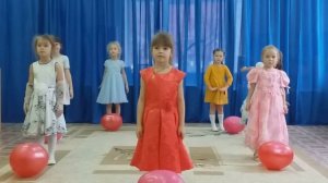 Д/с №15, старшая группа. Танец "Снится сон"