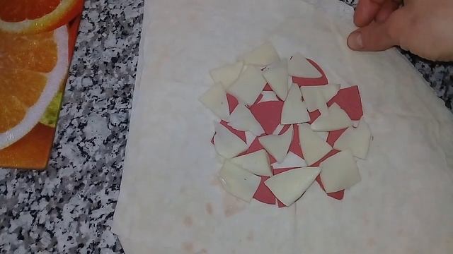 Очень простые турецкие "гёзлеме" из готового теста юфка.Gözleme tarifi.