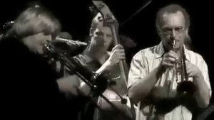 17 HIPPIES - Saragina Rumba