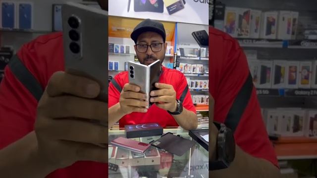 Use samsung Fold3 Fold2 Dubai Market