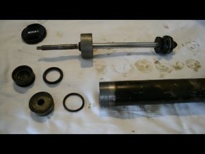 Ремонт амортизаторов однотрубной конструкции всех брендов мира в гараже. Наглядное пособие!