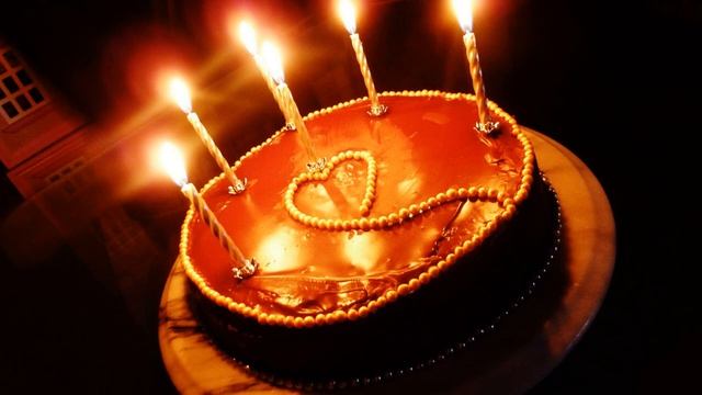 Поздравление с днем рождения (Пусть будет в день...) смотреть онлайн