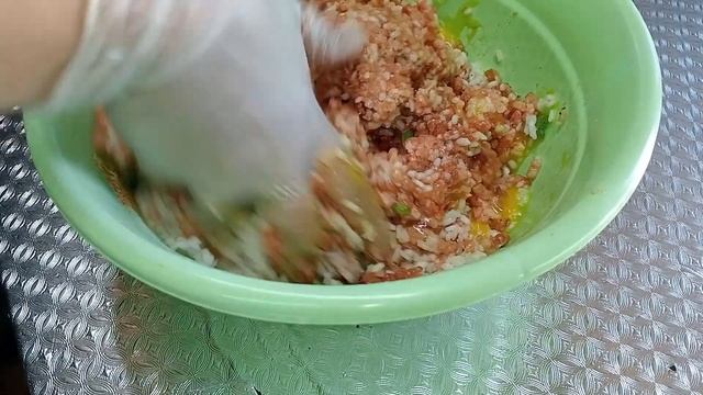 Супер быстрый рецепт, ДОМАШНИЕ ТЕФТЕЛИ С СОУСОМ ИЗ МАРИНОВАННЫХ ПОМИДОРОВ!!!#тефтелисрисом #кулинар