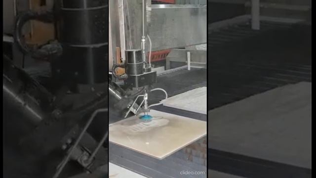 5-осевой станок гидроабразивной резки (резка под углом+/-10°) смотреть онлайн