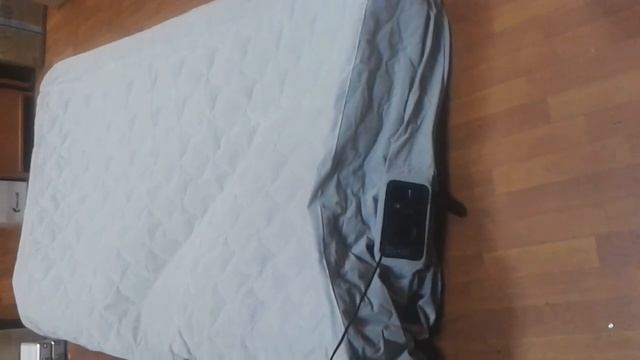 Спускаем кровать Intex Supreme Air-Flow Bed Queen 66962 смотреть онлайн