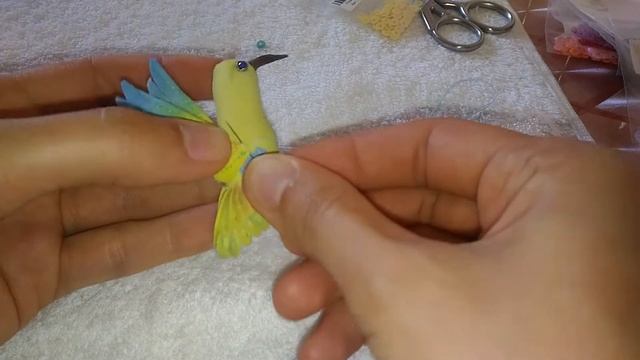 Как пришить пайетки.