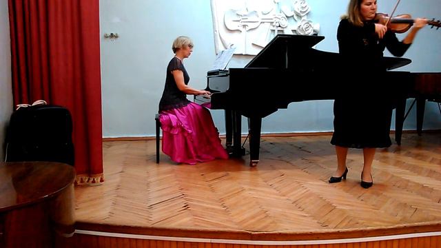 Играет Александра Арестова смотреть онлайн