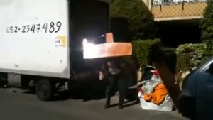 Грузчик, грузчик   парень работящий