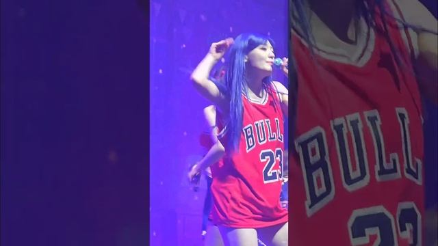 231013 스테이씨 아이사 직캠 'Teddy Bear' (STAYC ISA FanCam) @1st World Tour in Chicago