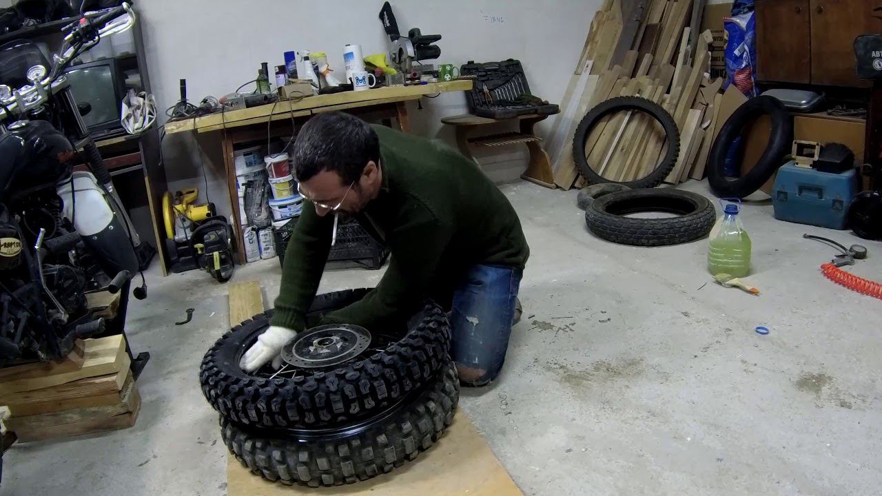 Обуваю Motoland V-Raptor 250 в грязевую резину. Хочу трактор! Первая серия - Кенда К-270 на перёд. смотреть онлайн