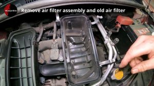 Toyota AYGO 1.0 Petrol (2013) - Air Filter Change