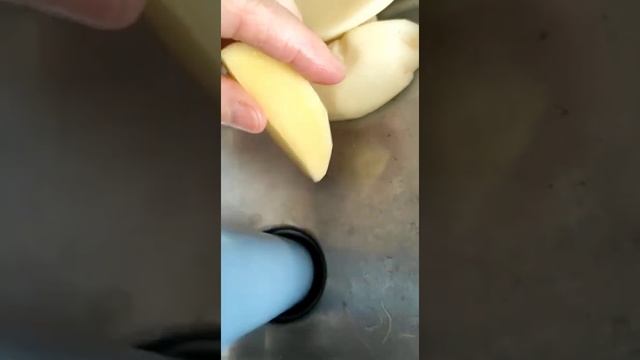 Пюре из гороха и котлеты из курицы. смотреть онлайн