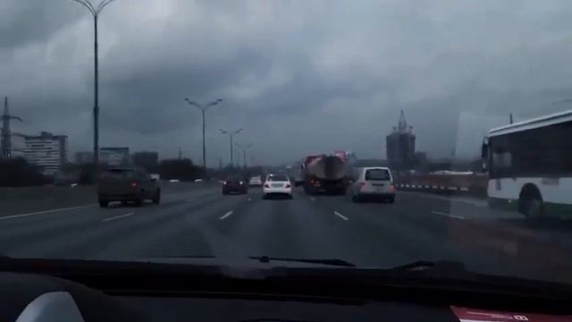 НЛО украла машину смотреть онлайн