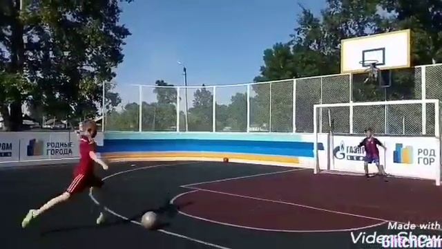 1-е видео, удары по воротам #1 смотреть онлайн