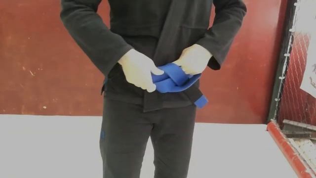 Как завязать пояс Кимоно и куртки Самбо смотреть онлайн