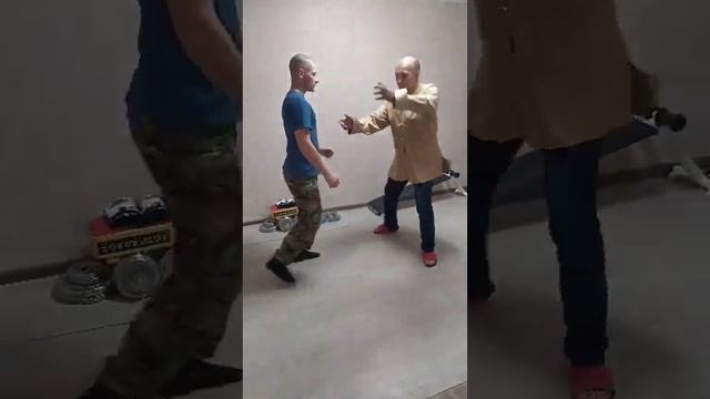 Защита от удара ногой в пах! смотреть онлайн