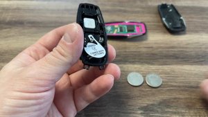 FORD S-MAX KEY BATTERY CHANGE / Форд меняем батарейку на ключе