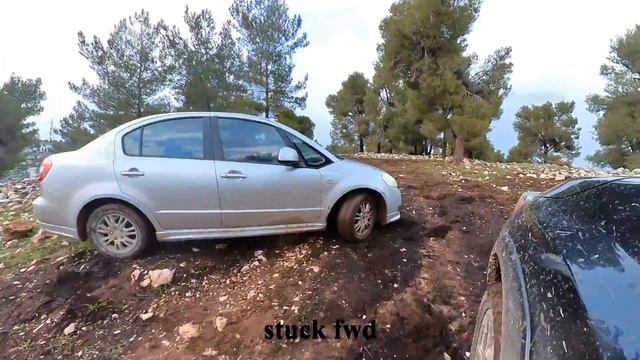 Subaru XV light snow + mud self recovery using Traction Blocks смотреть онлайн