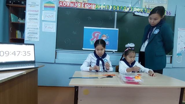 технология моды 1-2 класс. Малышева Сардаана, Атласова Настя. смотреть онлайн