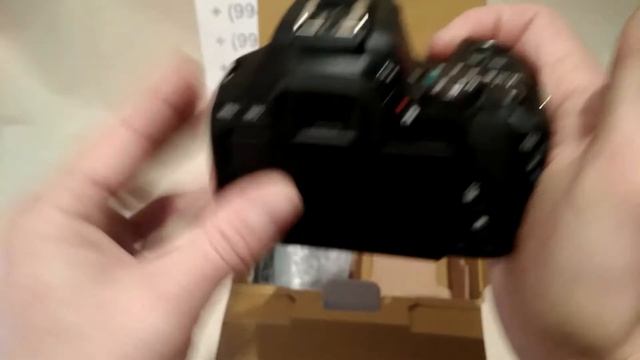 Foto Canon EOS 250D EF-S 18-55 III Kit в Баку / Bakida смотреть онлайн