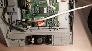 Samsung LE15S51BP пропадает звук. Ремонт Main Board BN41-00641A.