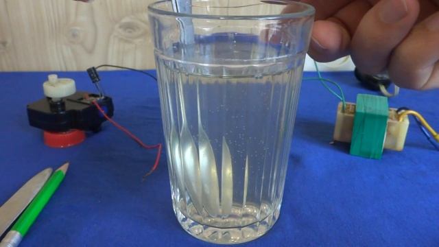 КАК СДЕЛАТЬ ДИОД СВОИМИ РУКАМИ ? - Мифический Выпрямитель из Стакана ? Реальность или Вымысел ? смотреть онлайн