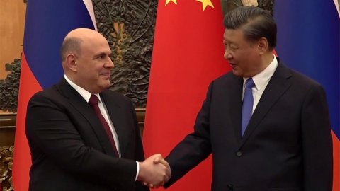 В Пекине начались переговоры председателя КНР Си Цзиньпина и Михаила Мишустина