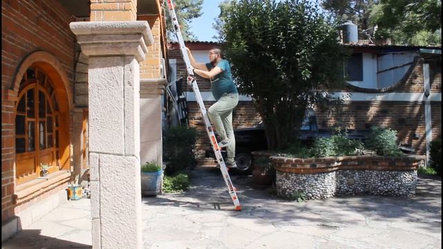 Demostración de la Escalera multiposicional de aluminio de 17 pies leveler 16517 801D смотреть онлайн