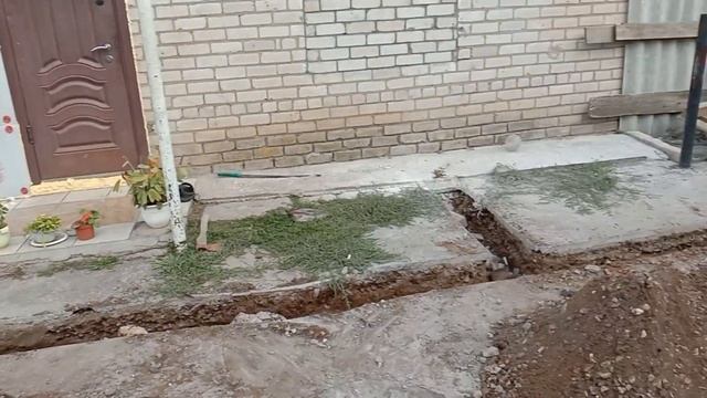 Залил фундамент под пристрой.