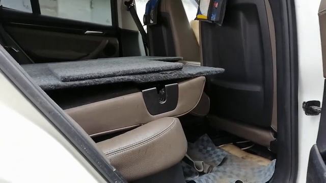 Ровный пол BMW x3 смотреть онлайн