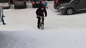 Дрифт на велосипедах зимой.Часть 3