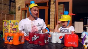 Лава из Coca Cola Pepsi Sweets соусов НА ЛИЦЕ Kids vs parents Wet Head Challenge