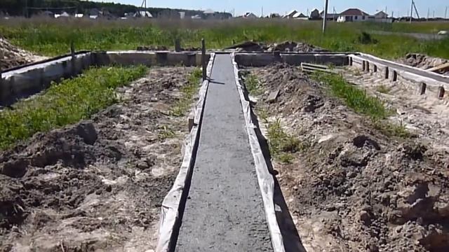 Наняли бригаду молодых парней. 03 07 2018 1 смотреть онлайн