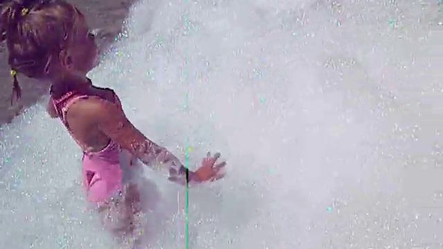 пенная вечеринка в летний зной.то что надо для детей и взрослых смотреть онлайн