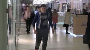 ПОДКЛАДЫВАЕМ КОЛОНКУ СО СТОНАМИ ДЕВУШЕК / ПРАНК