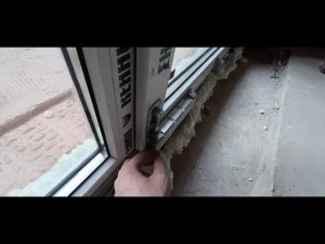 Раздвижные двери и окна Patio (патио), как подводить отделку снизу с двух сторон, выход на балкон.