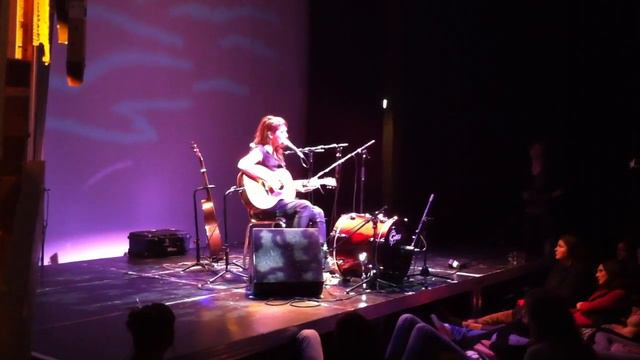 Lou Rhodes Geen Daden Maar Woorden Utrecht смотреть онлайн