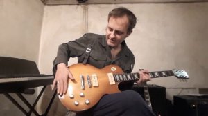 Gibson les paul vs Ibanez Artist