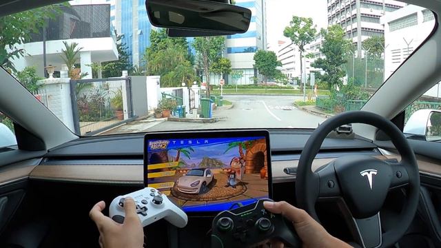 Tesla Model 3 Multiplayer Game Controller Fix смотреть онлайн