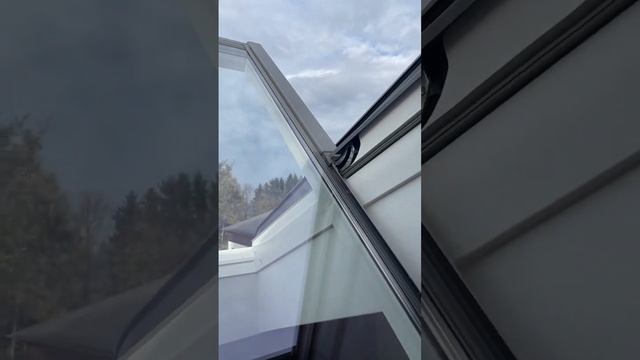 Мансардные окна Velux #окнапвх #остеклениедомов #германия