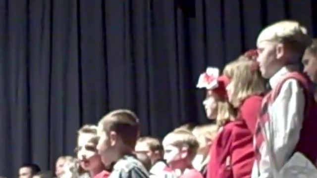 "Christmas Clock" by 2nd graders смотреть онлайн