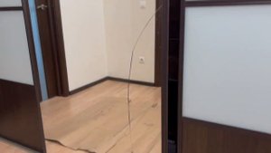 Замена разбитого зеркала в шкафу – купе