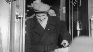 Иностранные туристы едут в Москву встречать Новый год (1958 г)