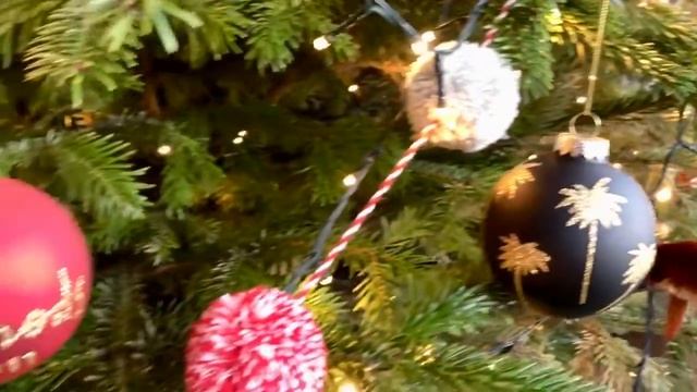 Рождественские декорации в интерьере англичан, Christmas Decorations In The Interior Of The British