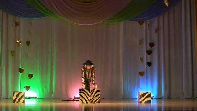 Эквилибр на кубиках Елизавета Черновец Изюмская цирковая студия Чудесники смотреть онлайн