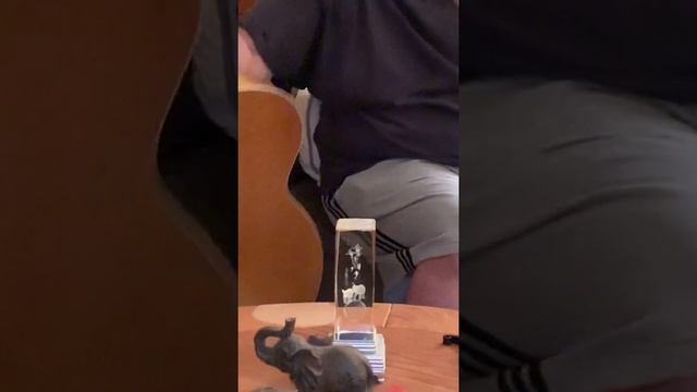 Inspired by Gibson Epiphone J 200 versus Gibson J 45 смотреть онлайн