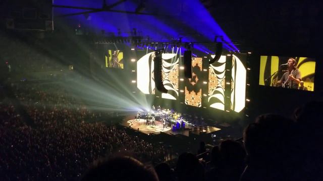 Jeff Lynne's ELO w/Dhani Harrison - Handle Me With Care - Van Andel Arena - Grand Rapids - 7/23/201 смотреть онлайн