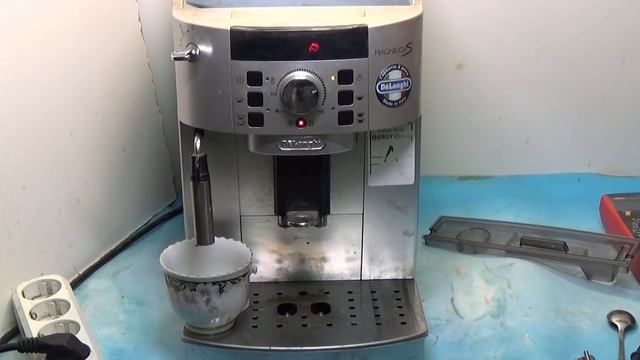 Delonghi Magnifica S чистка от накипи