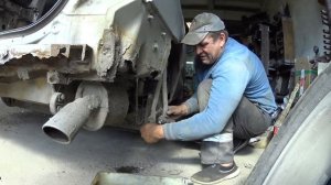 Снимаем заднюю печку и обнаруживаем ?♂️дыры в корпусе авто. Купили Мазду МПВ для путешествий, но..