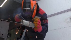 Сварка оцинкованной трубы! / Неповоротный стык!